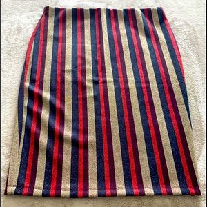 Flattering skirt for a night out.